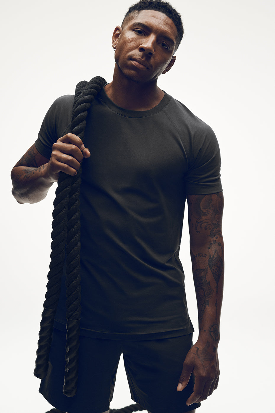 Alo Vapor アロー　クルーネック半袖　メンズ　M 黒 ALO Vapor Crewneck Short Sleeve - Anthracite | ALO