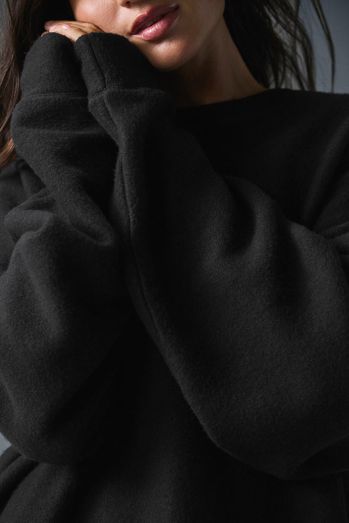 Triumph Restore Crew Neck Sweatshirt - Black | ALO