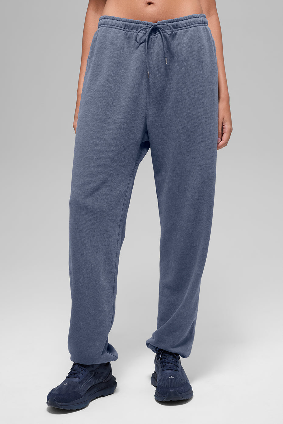 Chill Vintage Wash Sweatpant - Bluestone Wash | ALO