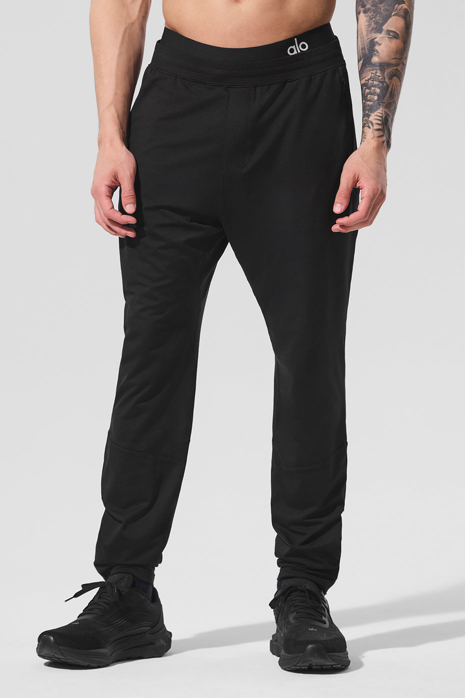 Conquer React Performance Pant - Black | ALO