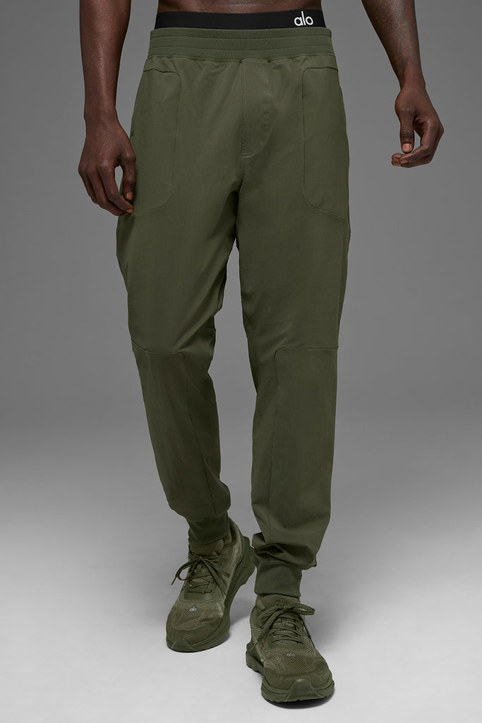 ALO YOGA アロ オリーブグリーン カーゴパンツ カーキ 定価22000円 M5190R_06464_b1_s1_a3_m243_102