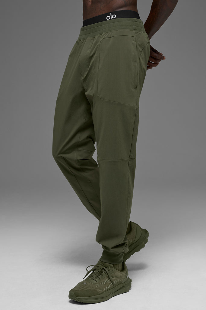 ALO YOGA アロ オリーブグリーン カーゴパンツ カーキ 定価22000円 Co-Op Pant - Green Olive | ALO