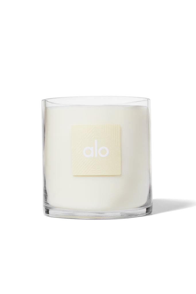 Alo Holiday Candle 60 oz Alo Yoga