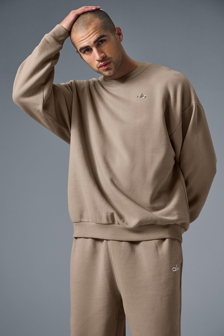 Accolade Crew Neck Pullover - Gravel | ALO