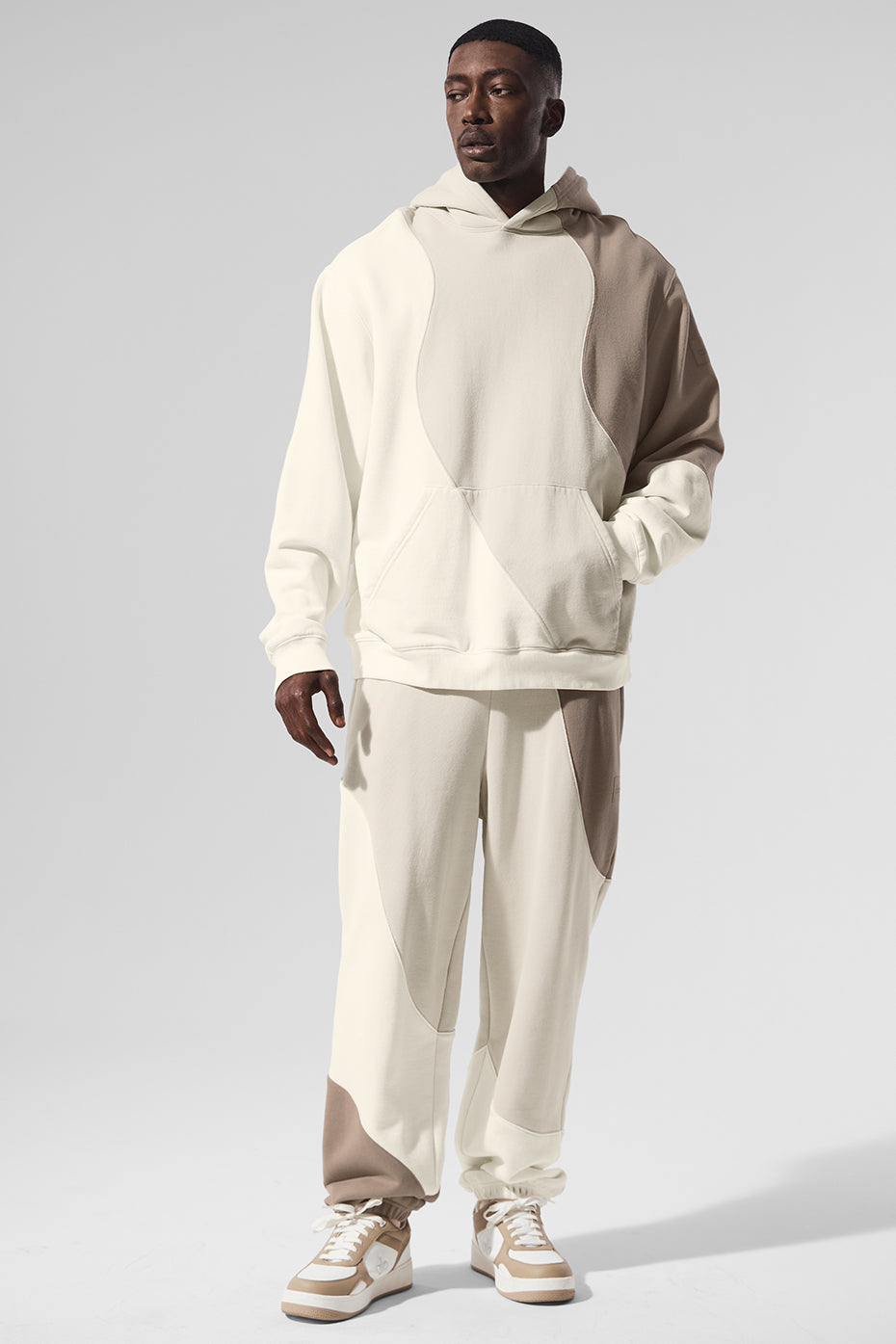 『ALO Yoga』Make Waves Hoodie Make Waves Hoodie - Ivory/Bone/Gravel | ALO