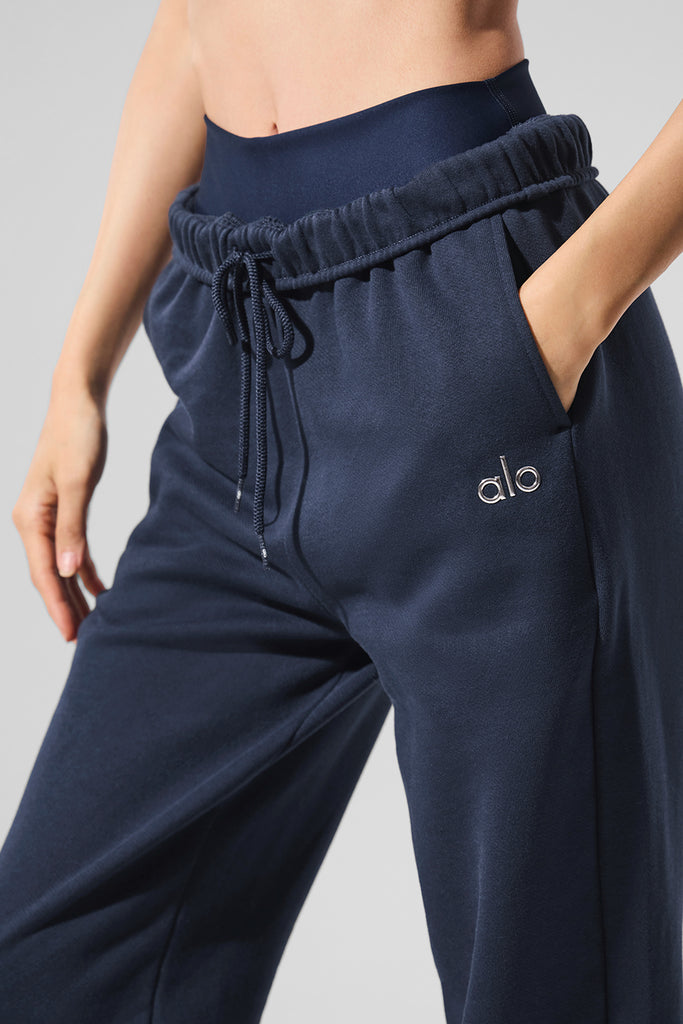 Accolade Sweatpant - Navy | ALO
