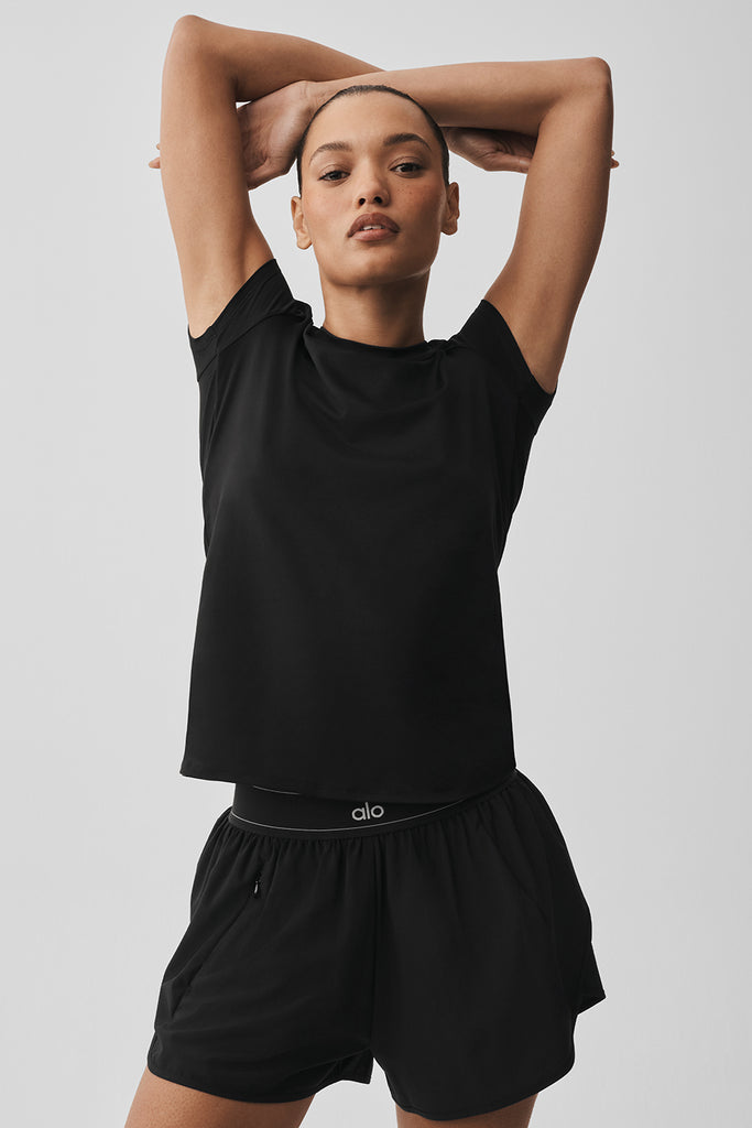 Alosoft Finesse Tee - Black | ALO