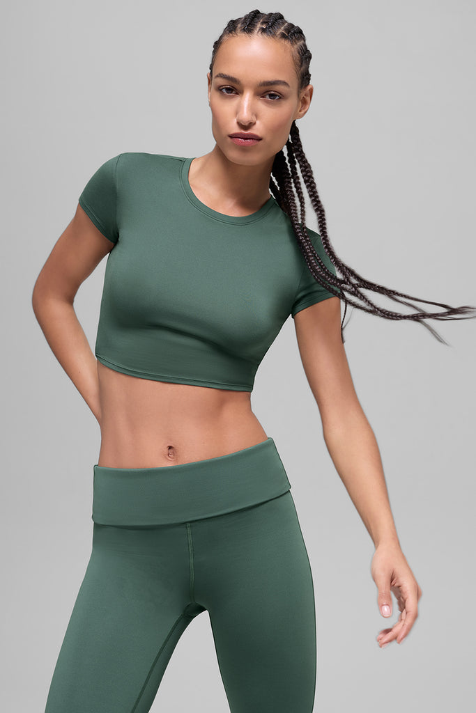 Alosoft Crop Finesse Short Sleeve - Clover Green | ALO