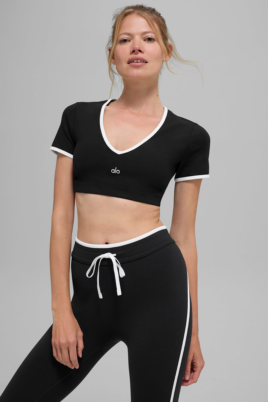 Airbrush Race Pace Short Sleeve - Black/White | ALO
