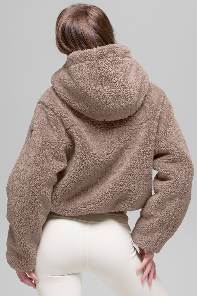 Foxy Sherpa Jacket - Chai Latte | ALO