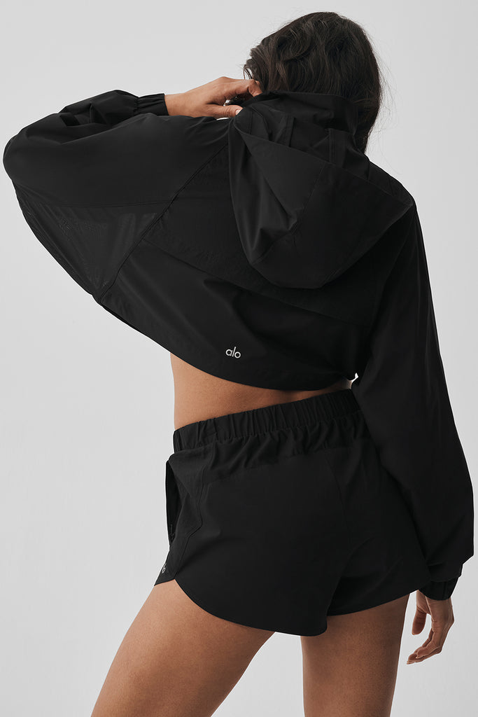 Cropped Playmaker Jacket - Black | ALO