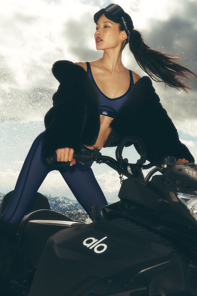 alo Faux Fur アリュールジャケット新品未使用 Faux Fur Allure Jacket - Black | ALO