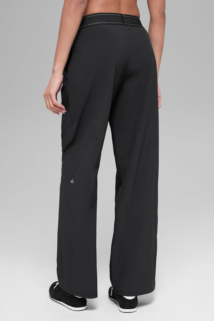 alo Yoga Suit Up Trouse パンツ Suit Up Trouser (Regular) - Navy | ALO