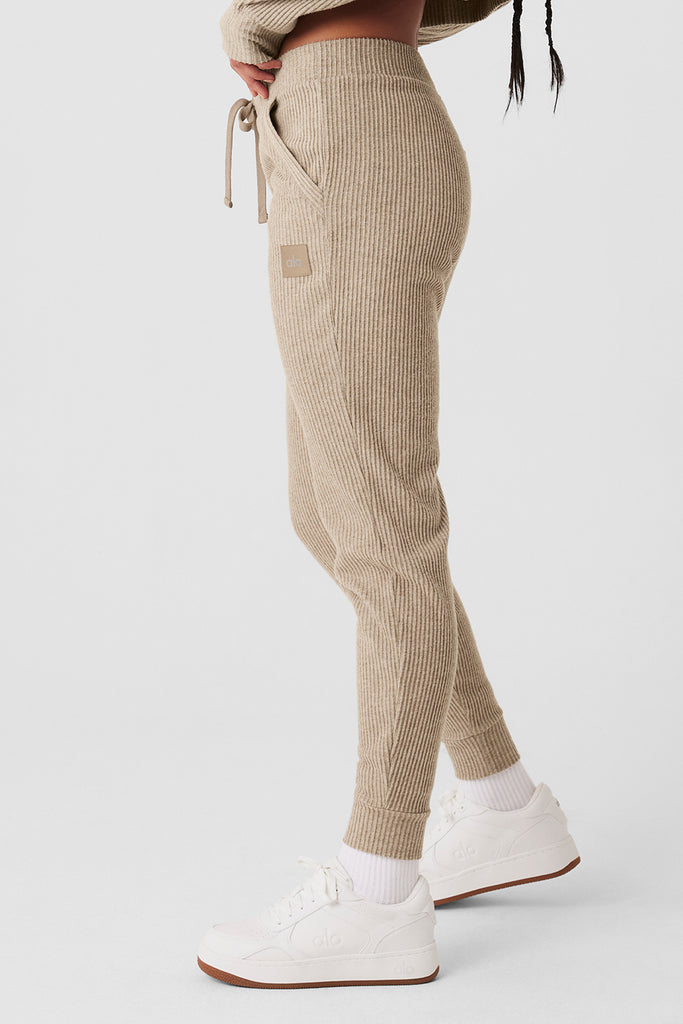 Alo Muse Rib-knit Sweatpants - Bone Heath