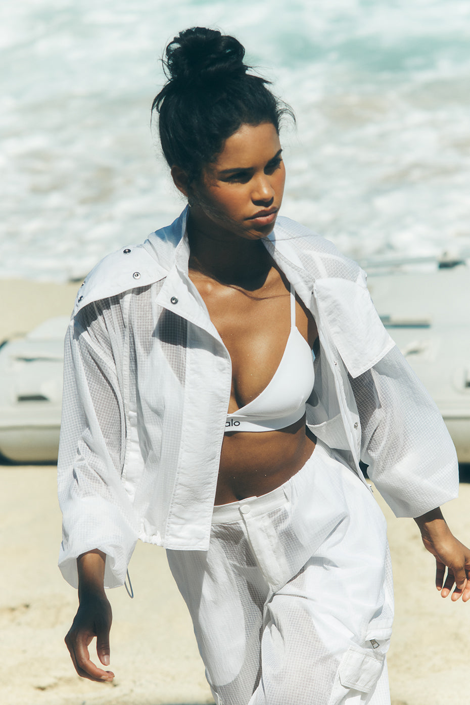 w4679r_00_b2_s1_a1_m18_930x.