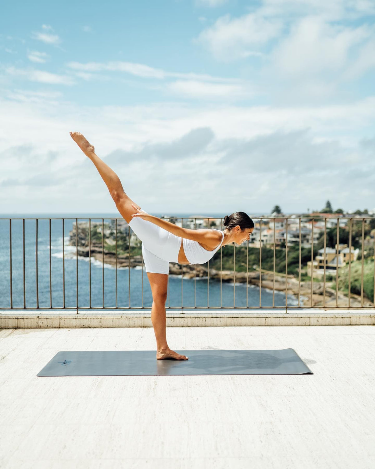 The Alo Moves Blog: Weekly Yoga, Fitness, & Mindfulness Content
