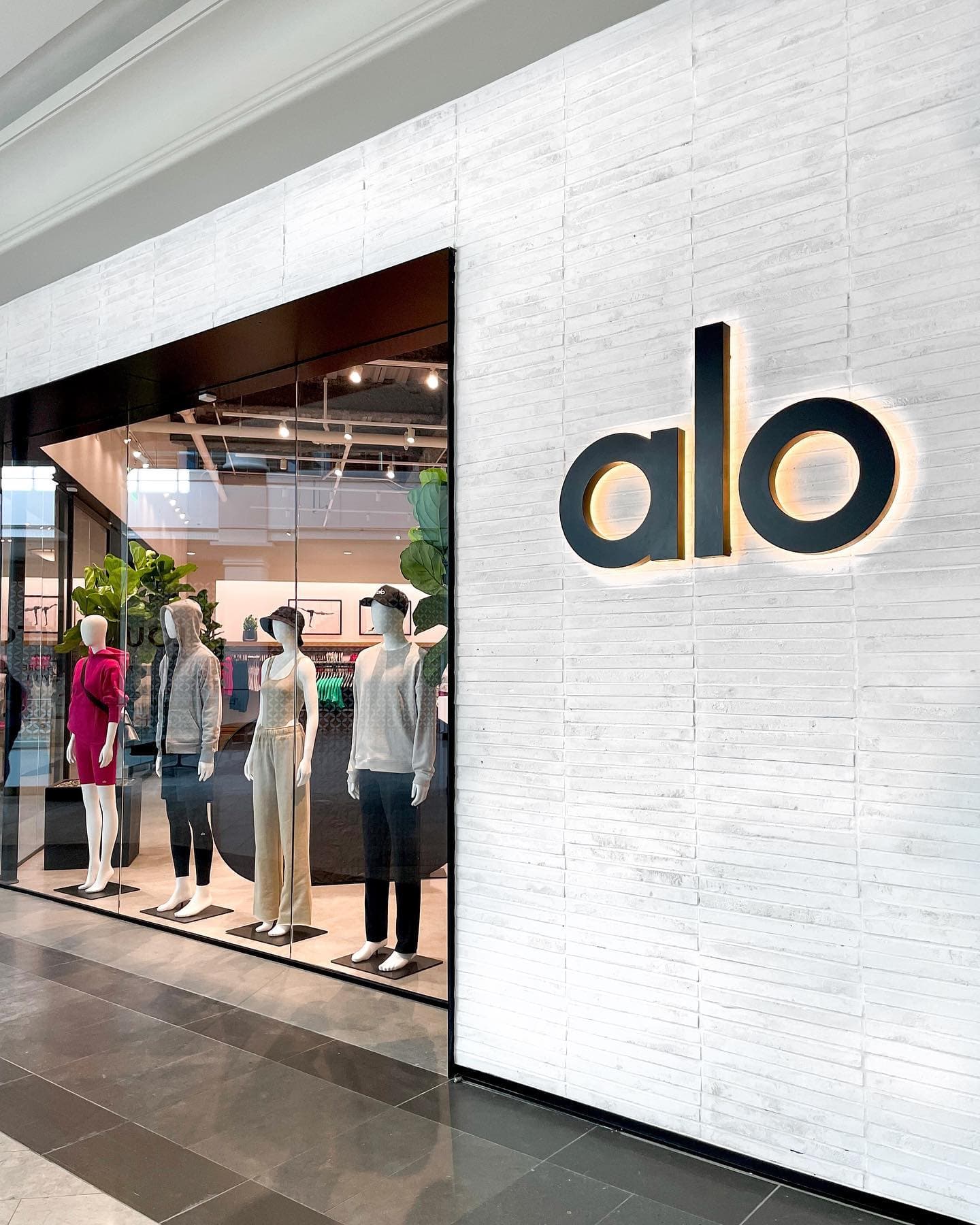 Alo Yoga Is Opening Its First Restaurant