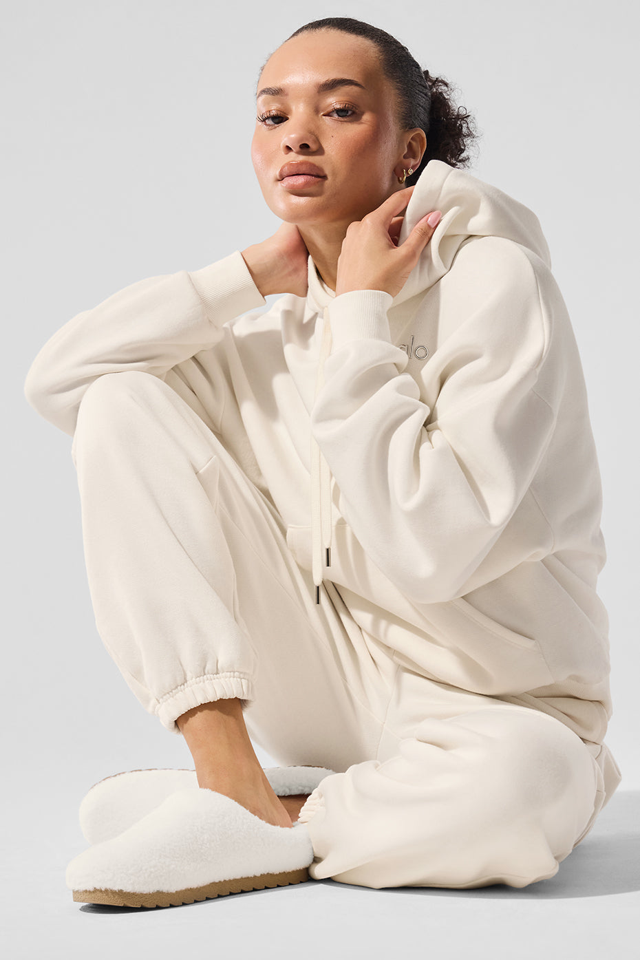 Accolade Hoodie - Ivory | ALO