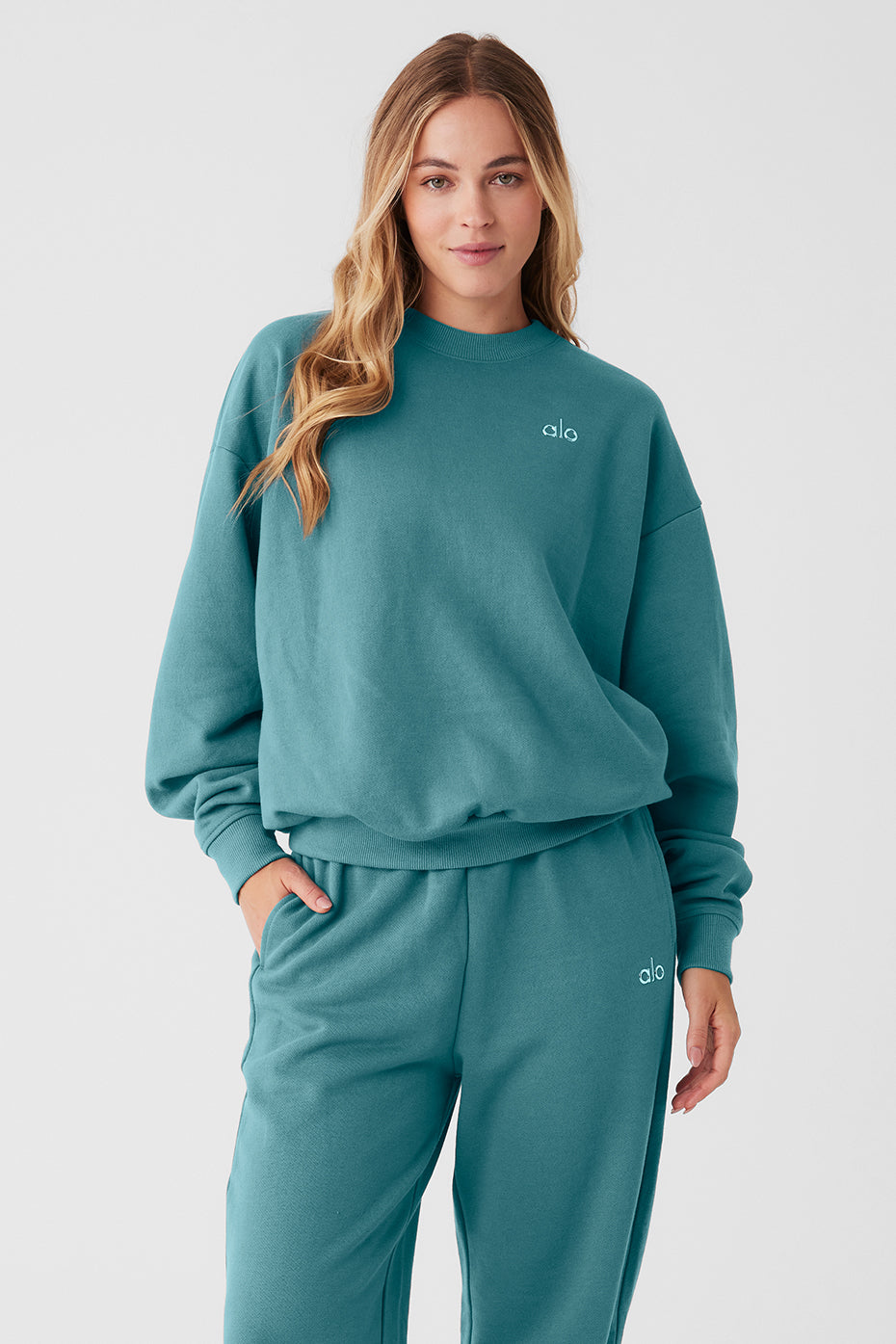 Accolade Crew Neck Pullover - Teal Agate