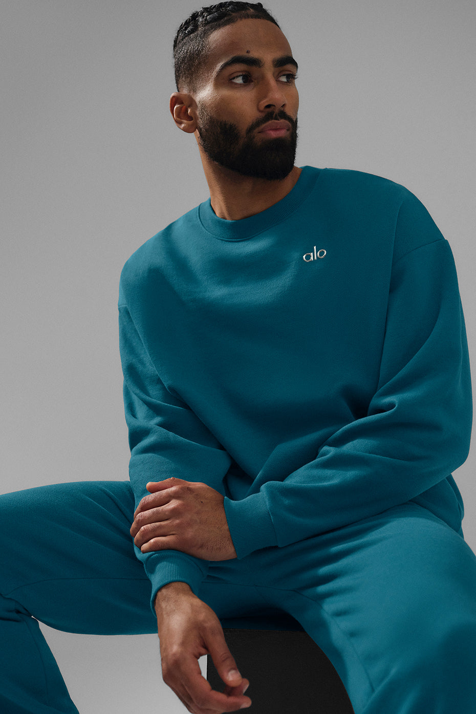Alo Accolade Crew Neck Pullover - Oceanic Teal - Hoodies - Free