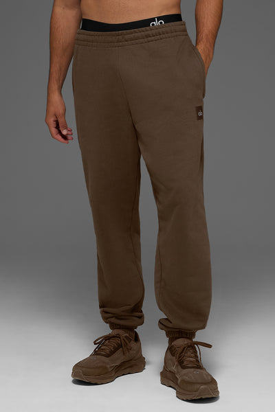 Cuffed Renown Heavy Weight Sweatpant - Espresso | ALO