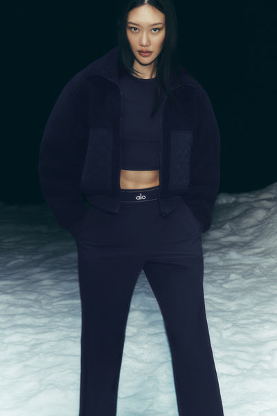 新品　Alo yoga　ヨガ　パンツ　トラウザー　ネイビー　Sサイズ　アローヨガ Alo Yoga パンツ ボトム トラウザー アローヨガ (ALO Yoga