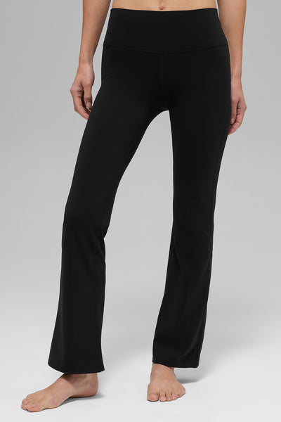 ALO Softsculpt High-Waist 7/8 Bootcut Legging - Black | ALO