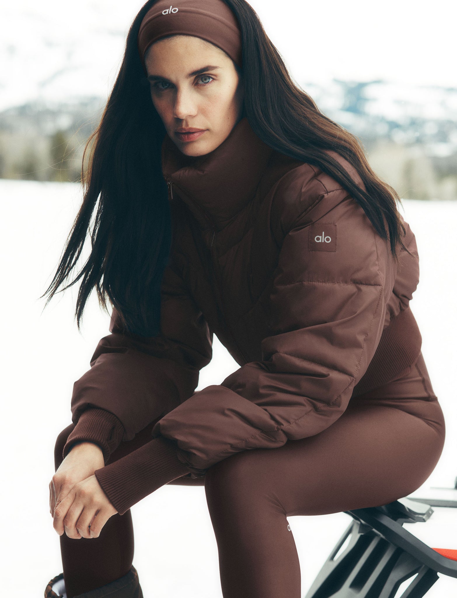 outerwear_story_card_d9396ecc-