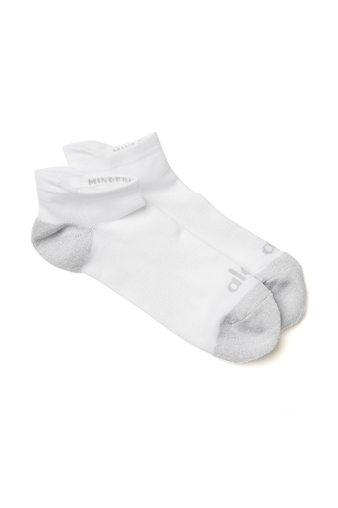 Men's Performance Tab Sock - White/Dove Grey | Alo Yoga