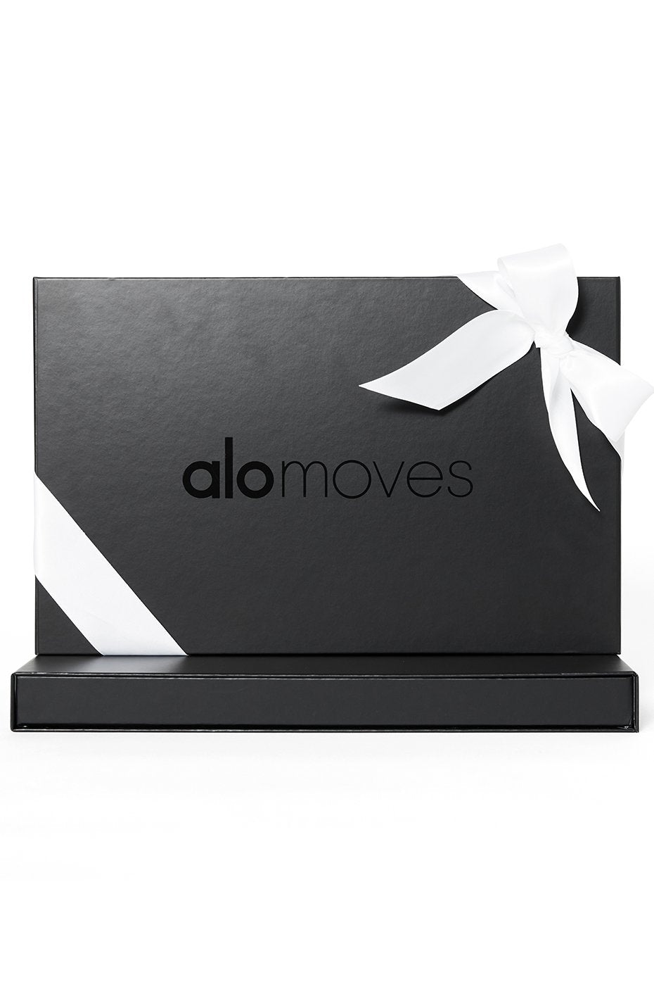 Alo Moves Annual Membership Gift Box